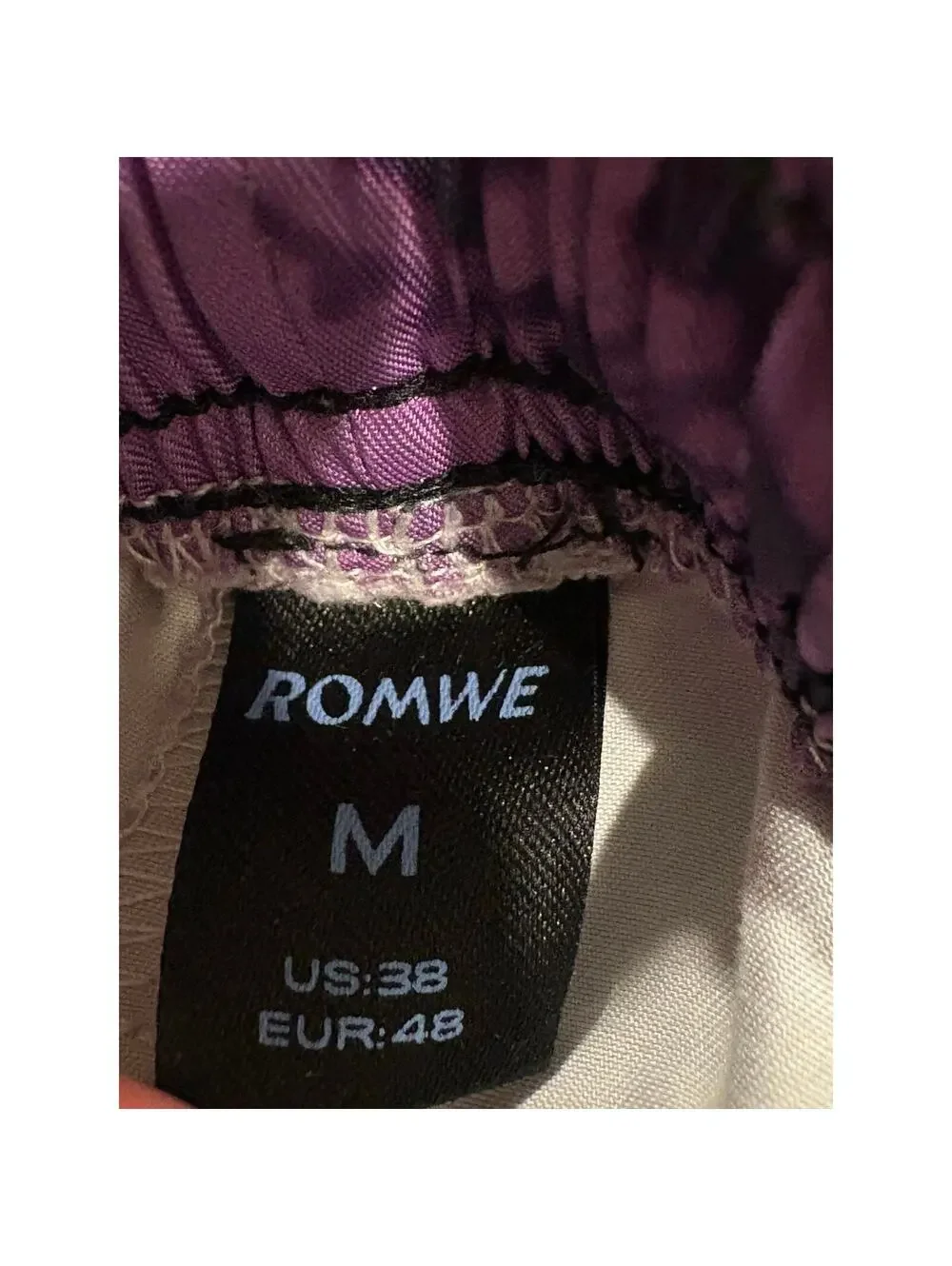 Romwe Men's Gradient Skeleton Hand and Paisley Print Athletic Shorts-342